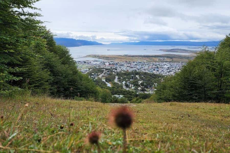 USHUAIA: LANDSCAPES AND DELIGHTS - CITY TOUR - Starting Ushuaia right: city landmarks and a quick orientation