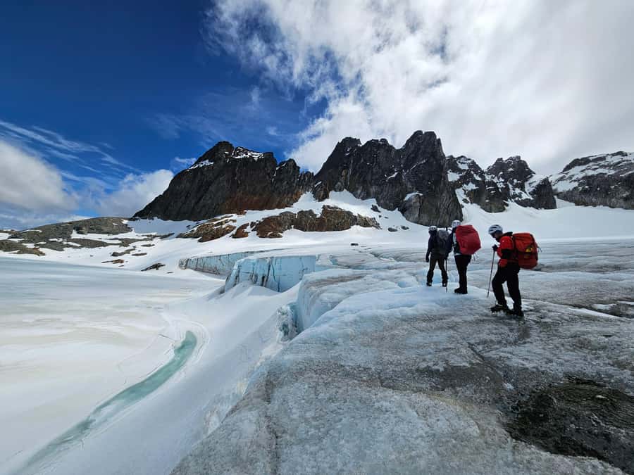 Ushuaia: Ojo del Albino - Full day trekking - Quick highlights