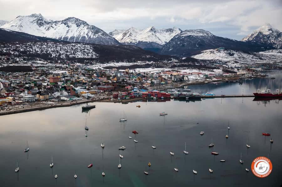 Ushuaia Scenic Flight | 7 minutes - Martial Glacier and the Andes peaks you can actually spot