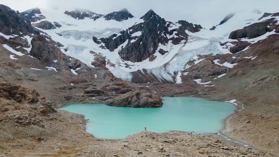 USHUAIA: TREKKING IN LAGUNA DE LOS TÉMPANOS AND VINCIGUERRA GLACIER - Crossing the Andorra Valley Peat Bogs, Where Thaw Starts the Drama