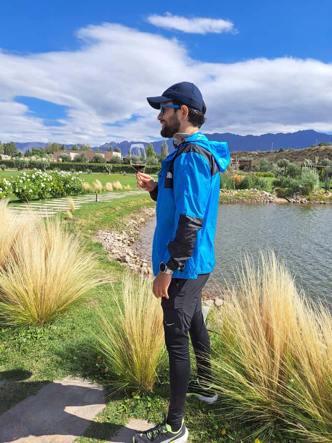 Wine and Chocolate Bike Tour: ride, taste, lunch, vineyards. - Mendoza to Luján de Cuyo by MTB: how this day stays fun (not chaotic)