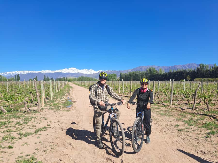 Wine and Chocolate Bike Tour: ride, taste, lunch, vineyards. - MONTAÑITA rental to first chocolate stop: getting your legs while you wait for the sweetness